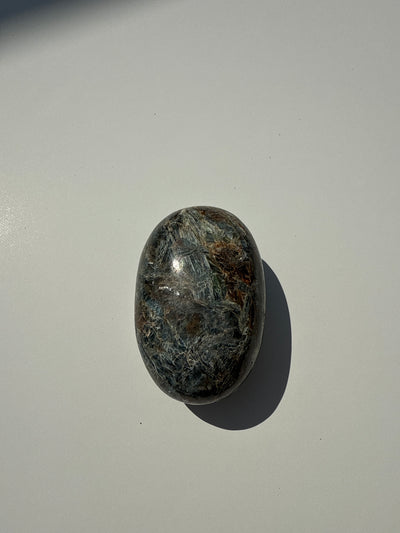 Kyanite Palm Stone 2