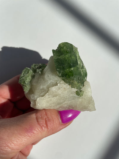 Chromium Diopside in Quartz Matrix 39