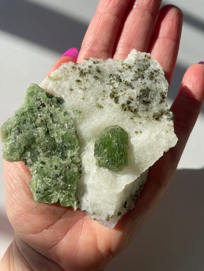 Chromium Diopside in Quartz Matrix 61