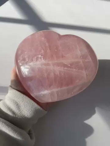 Rose Quartz Heart 1