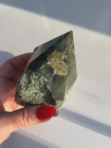 GREEN Labradorite Point 1