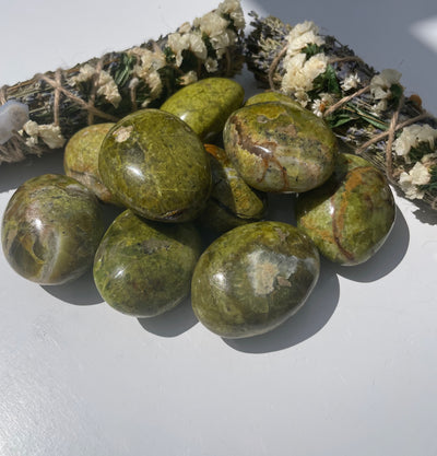 Green Opal Palm Stone